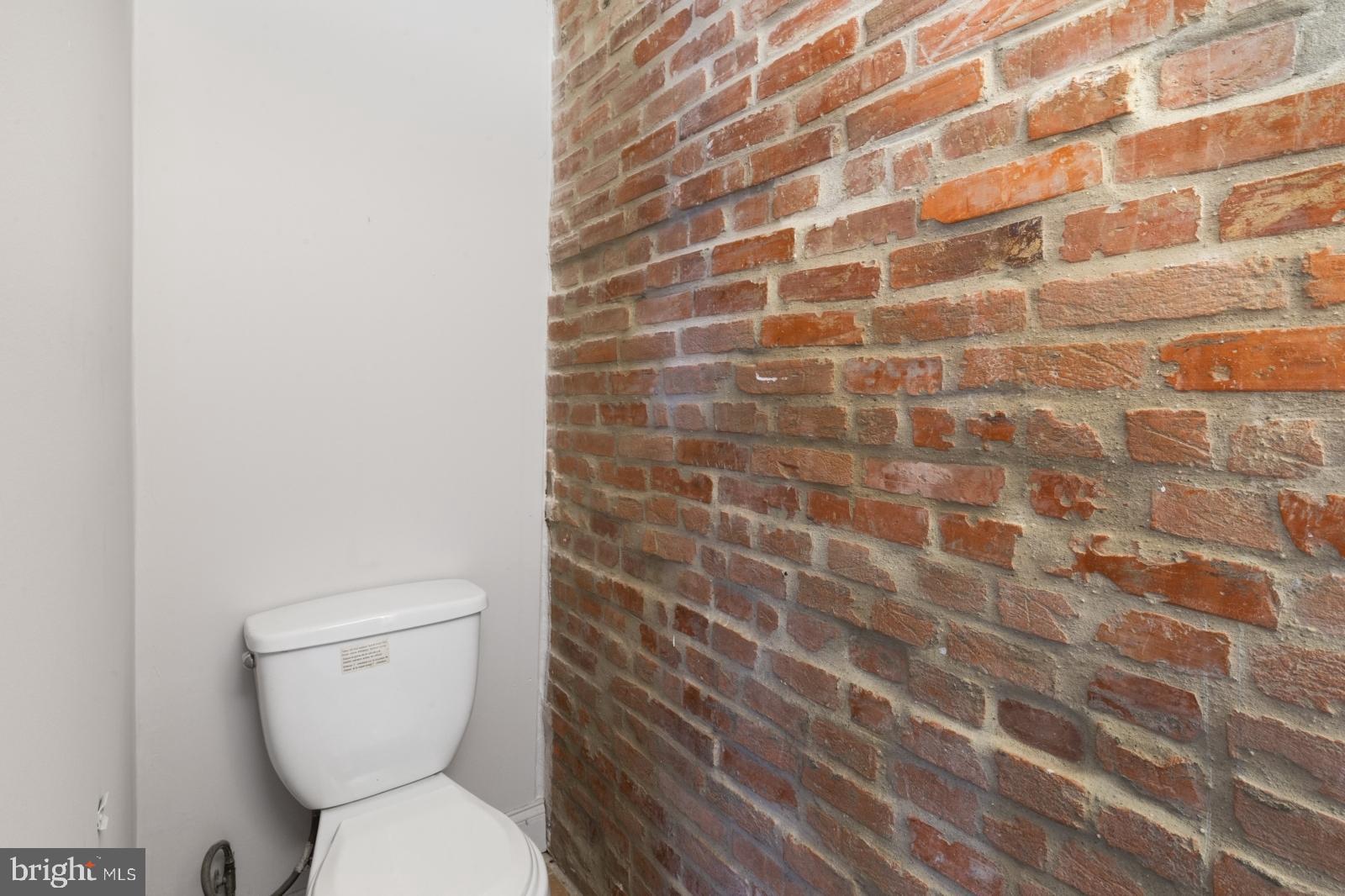 1302 North 19th Street, Unit 2 Philadelphia, PA 19121 - Photo 29 of 35