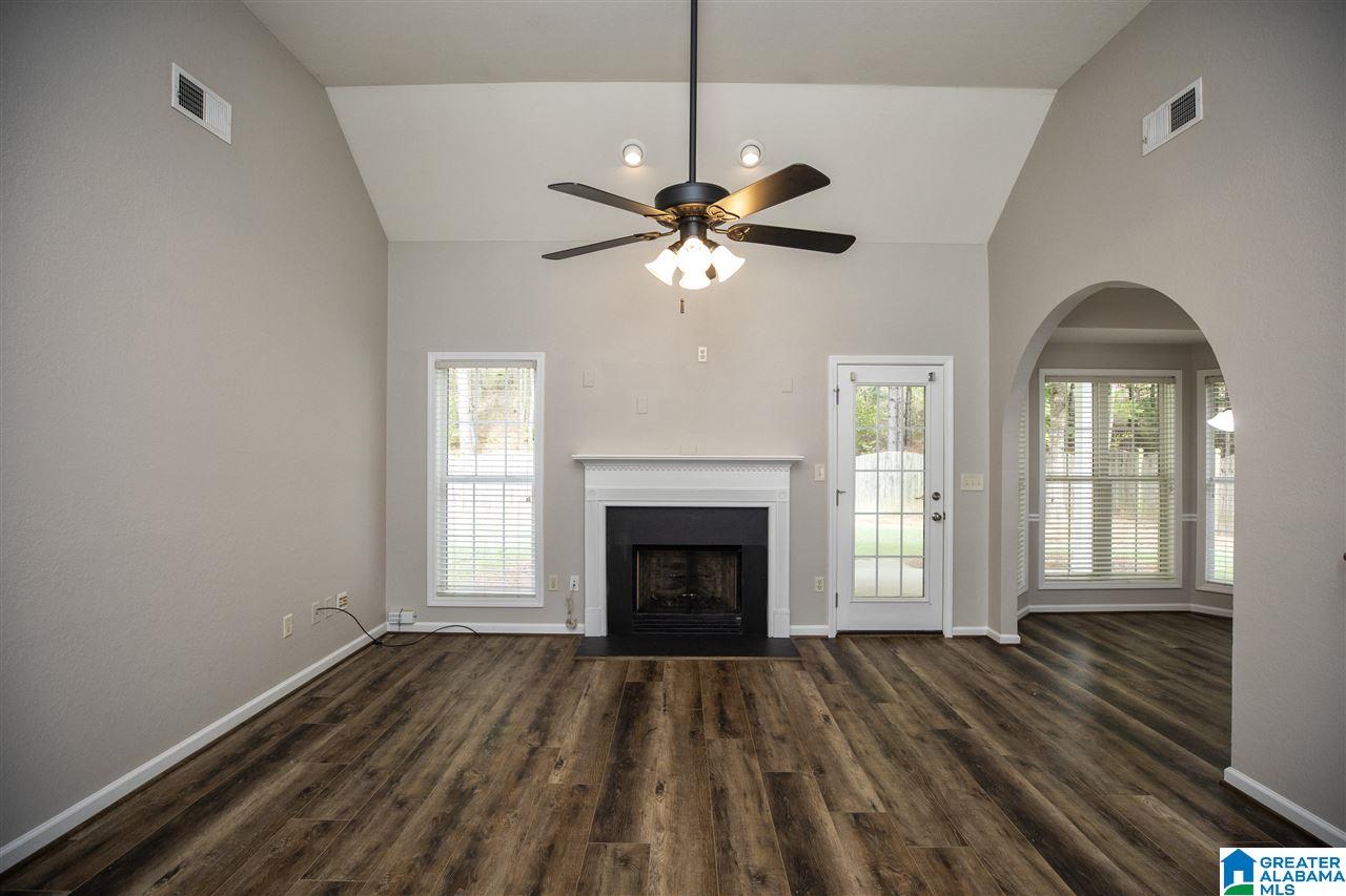 188 Cove Lane Pelham, AL 35124 - Photo 13 of 36