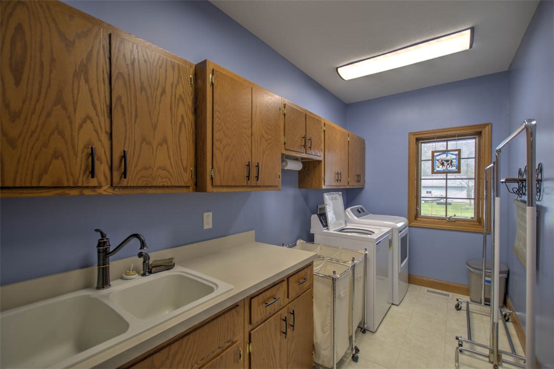 2731 South Taylor Road Decatur, IL 62521 - Photo 23 of 37
