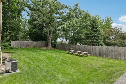 $235,000 | 1009 Summit Avenue, Unit 6, Stoughton, WI 53589