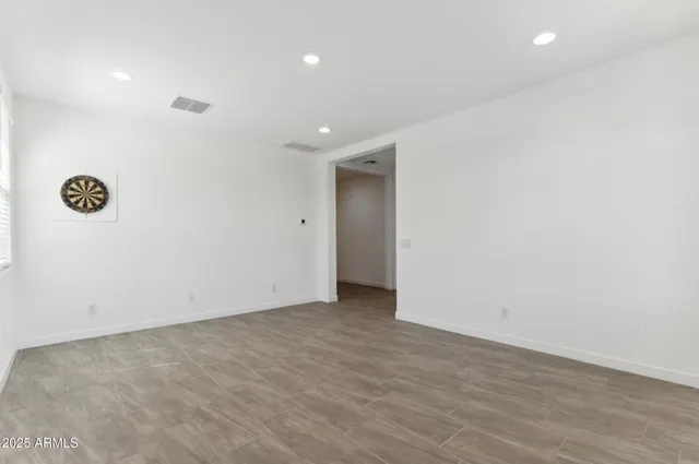 $2,245 | 565 East White Wing Drive, Casa Grande, AZ 85122