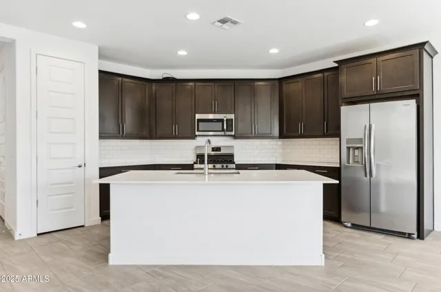 $2,245 | 565 East White Wing Drive, Casa Grande, AZ 85122