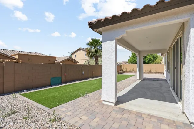 $2,245 | 565 East White Wing Drive, Casa Grande, AZ 85122