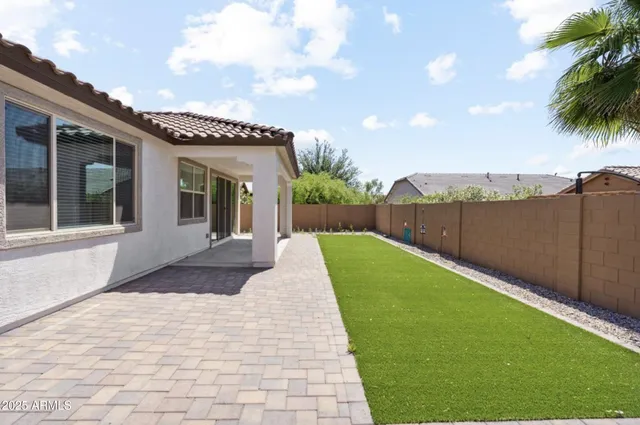 $2,245 | 565 East White Wing Drive, Casa Grande, AZ 85122