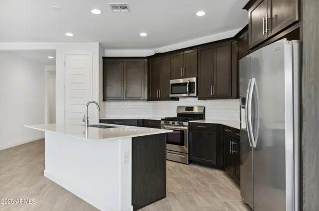 $2,245 | 565 East White Wing Drive, Casa Grande, AZ 85122