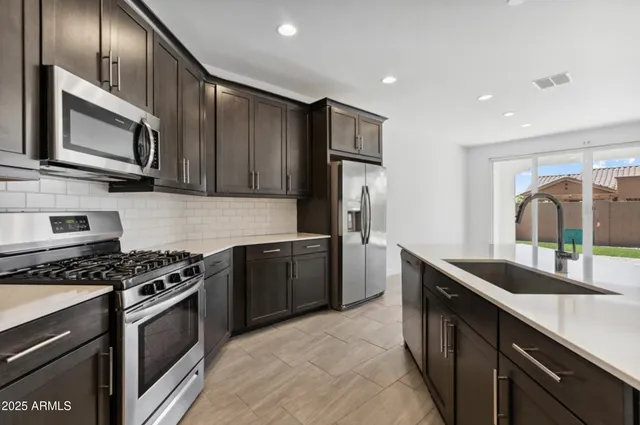 $2,245 | 565 East White Wing Drive, Casa Grande, AZ 85122