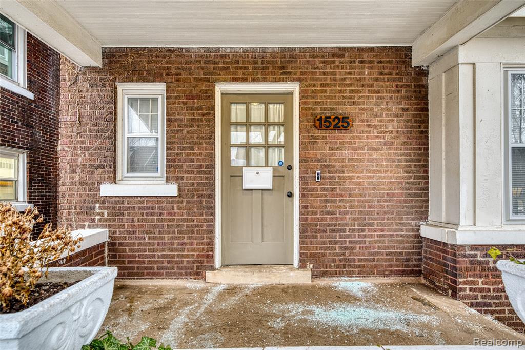 1525 Edison Street Detroit, MI 48206 - Photo 7 of 48