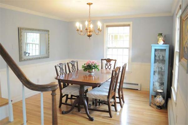 12 Exeter Way Andover, MA 01810 - Photo 17 of 30 Gallery Image 17