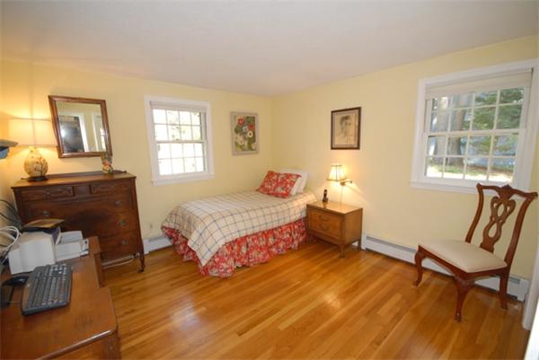 12 Exeter Way Andover, MA 01810 - Photo 19 of 30 Gallery Image 19