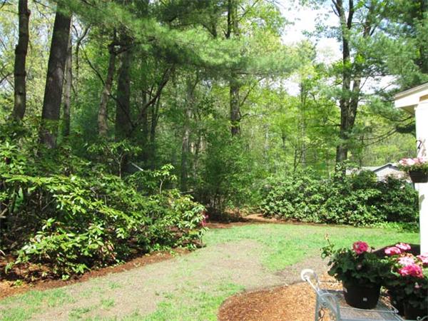 12 Exeter Way Andover, MA 01810 - Photo 27 of 30 Gallery Image 27