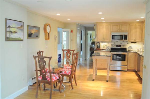 12 Exeter Way Andover, MA 01810 - Photo 7 of 30 Gallery Image 7