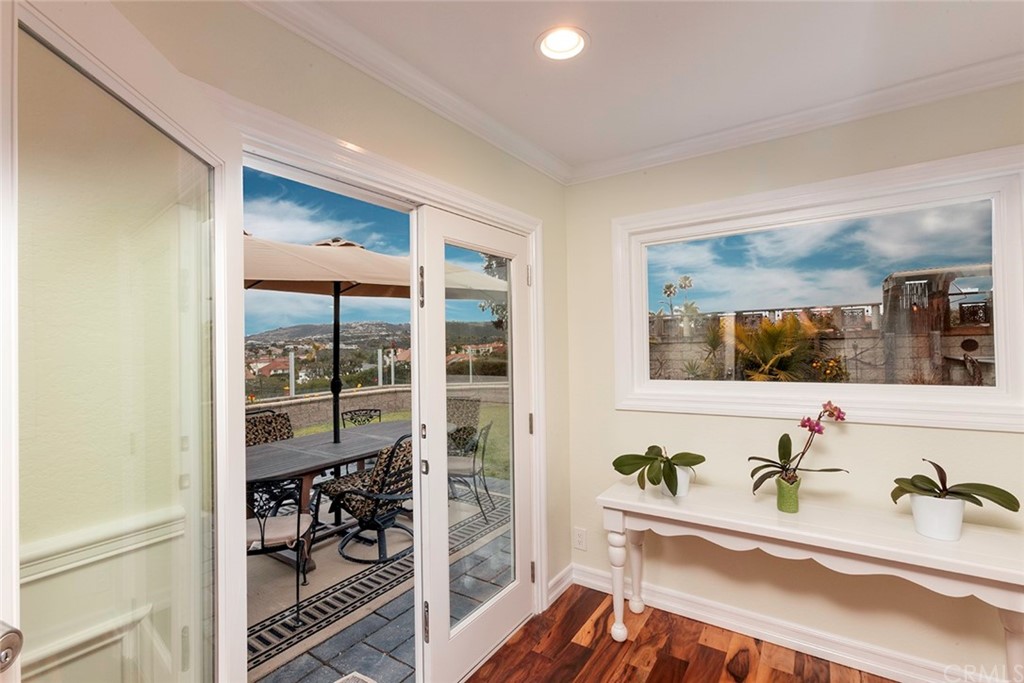 23965 Leeward Drive Dana Point, CA 92629 - Photo 12 of 27 a room with table and workspace