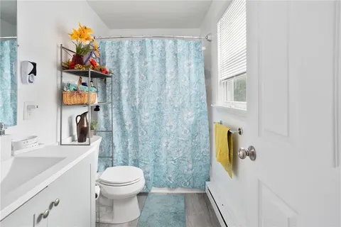 $649,900 | 370 Montgomery Avenue, Cranston, RI 02905