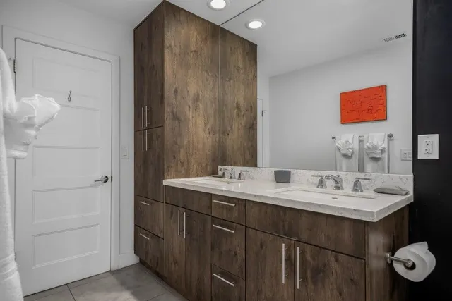 $2,150,000 | 505 North Camino Real, Palm Springs, CA 92262