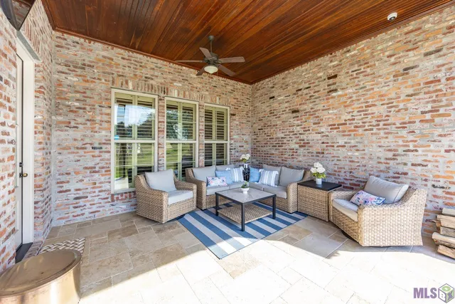 $525,000 | 1685 Pecan Street, Brusly, LA 70719