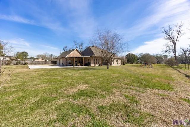 $525,000 | 1685 Pecan Street, Brusly, LA 70719