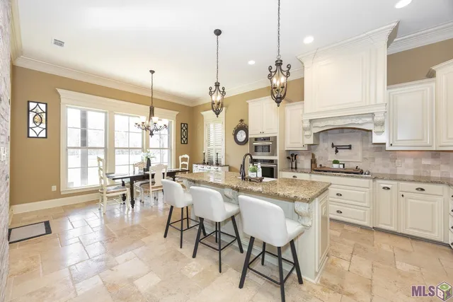 $525,000 | 1685 Pecan Street, Brusly, LA 70719