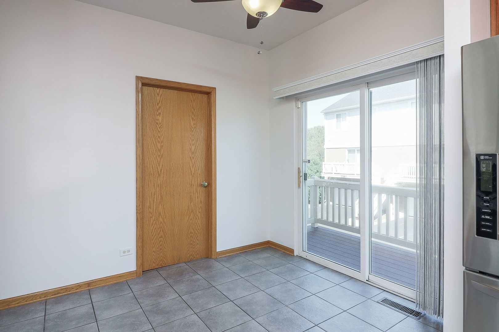 2206 West Concord Lane Addison, IL 60101 - Photo 8 of 21 Gallery Image 8