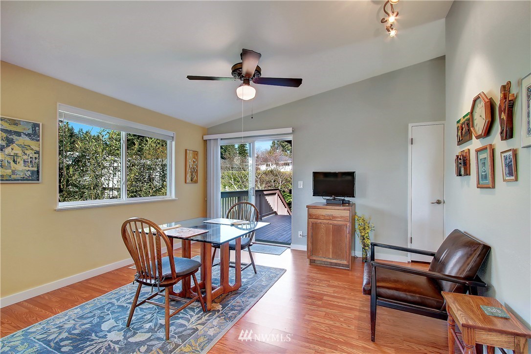 6313 147th Street Southwest Edmonds, WA 98026 - Photo 14 of 28 Gallery Image 14