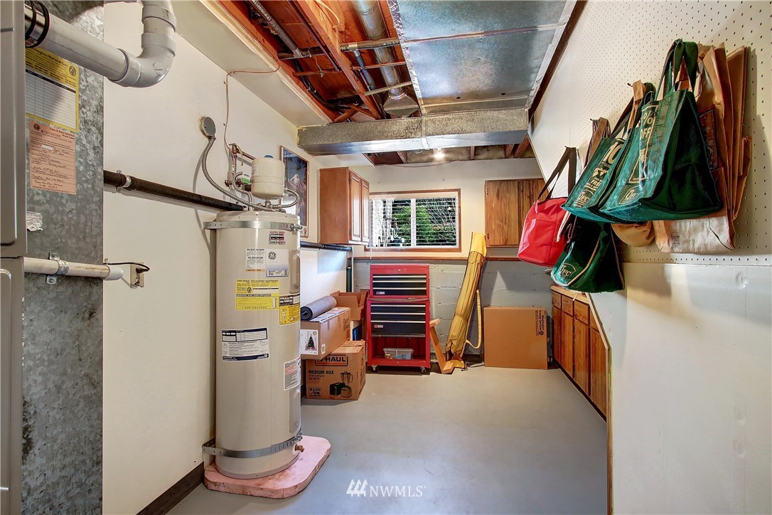 6313 147th Street Southwest Edmonds, WA 98026 - Photo 24 of 28 Gallery Image 24