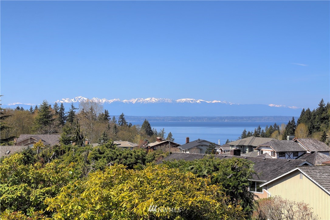 6313 147th Street Southwest Edmonds, WA 98026 - Photo 26 of 28 Gallery Image 26