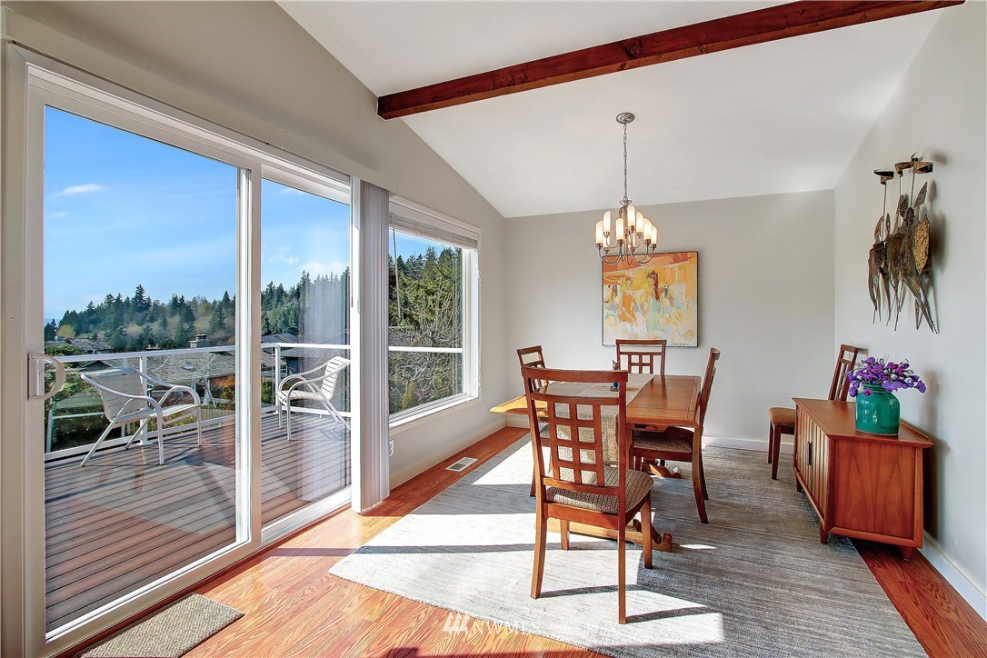 6313 147th Street Southwest Edmonds, WA 98026 - Photo 9 of 28 Gallery Image 9