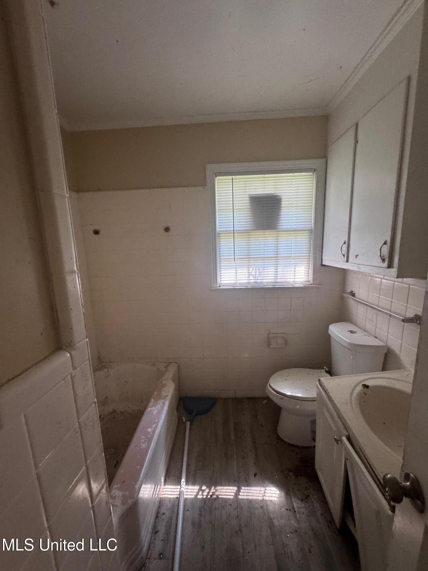 2870 Revere Street Jackson, MS 39212 - Photo 11 of 14 IMG_5475