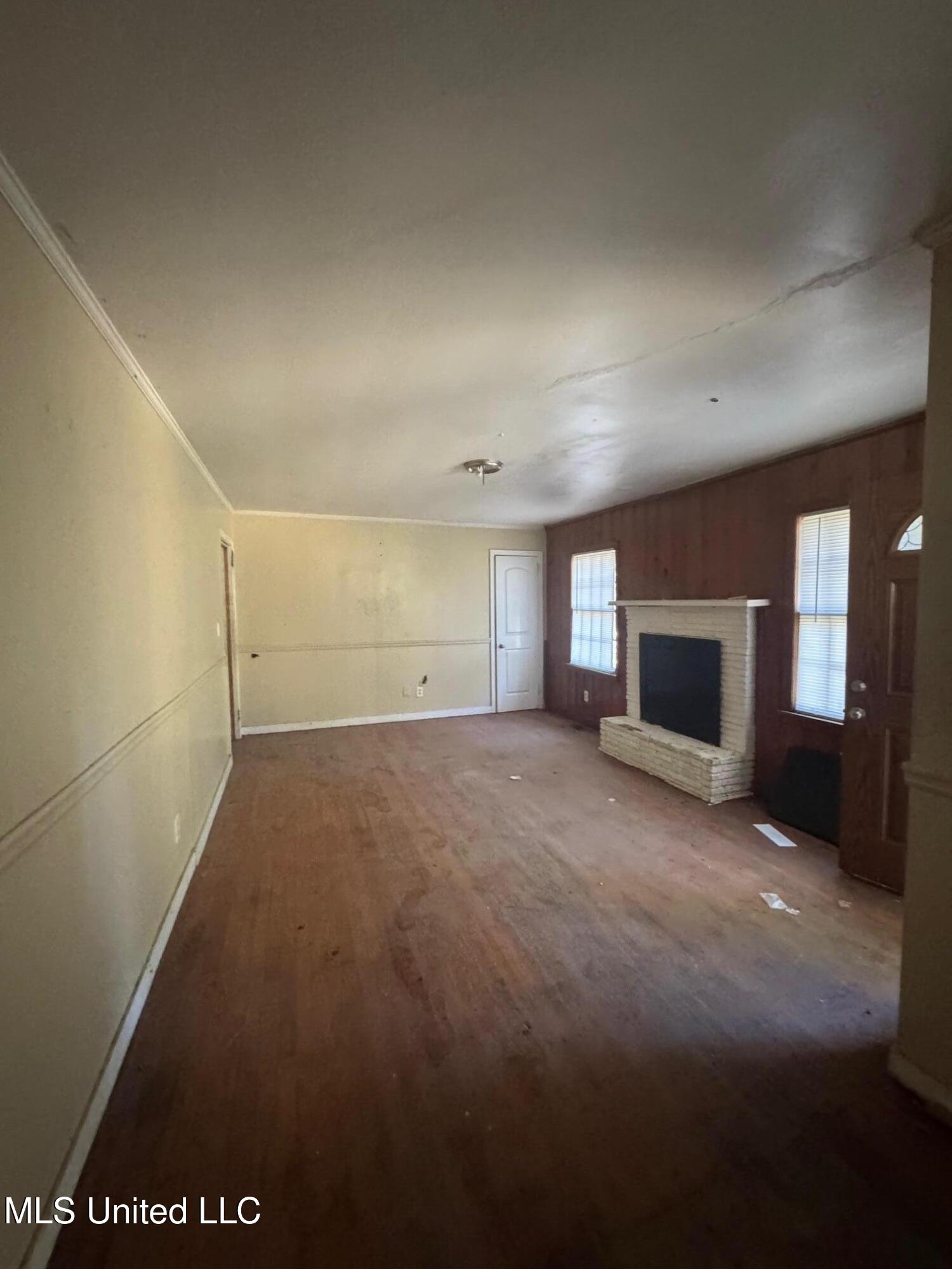 2870 Revere Street Jackson, MS 39212 - Photo 5 of 14 IMG_5480