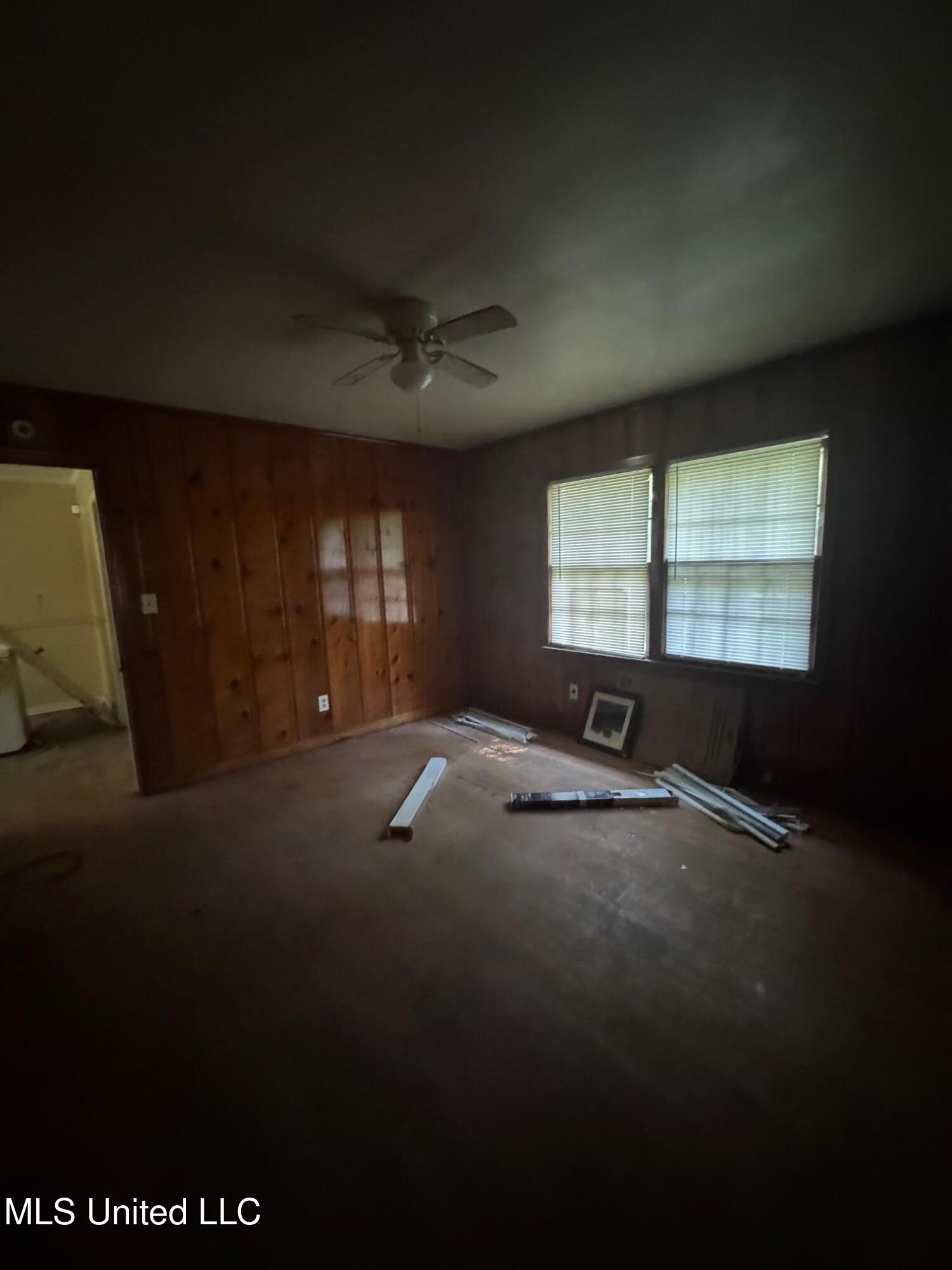 2870 Revere Street Jackson, MS 39212 - Photo 7 of 14 IMG_5476