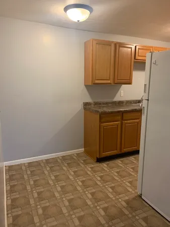 $950 | 407 East Seminole Street, Unit 5, Dwight, IL 60420