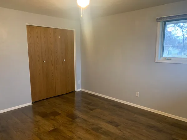 $950 | 407 East Seminole Street, Unit 5, Dwight, IL 60420