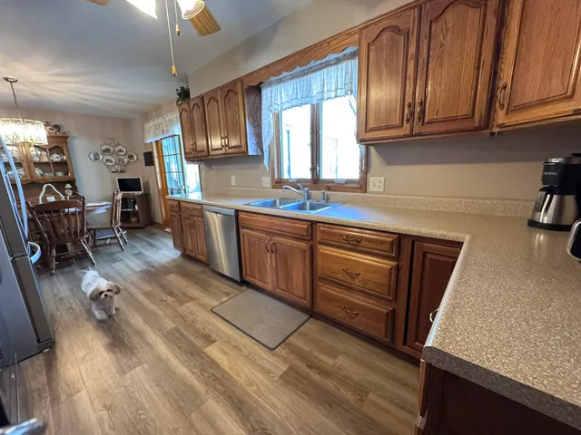 $255,500 | 918 East Le Fevre Avenue, Gibson City, IL 60936