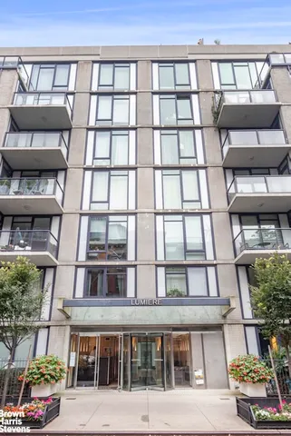 $1,500,000 | 350 West 53rd Street, Unit 6J | Hell's Kitchen