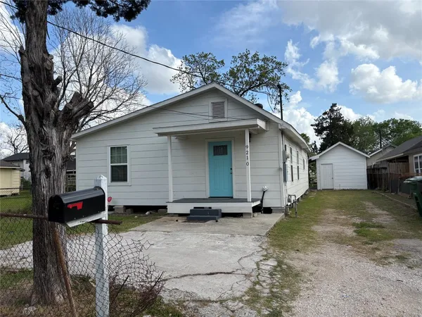 $1,850 | 9210 East Ave O, Houston, TX 77012