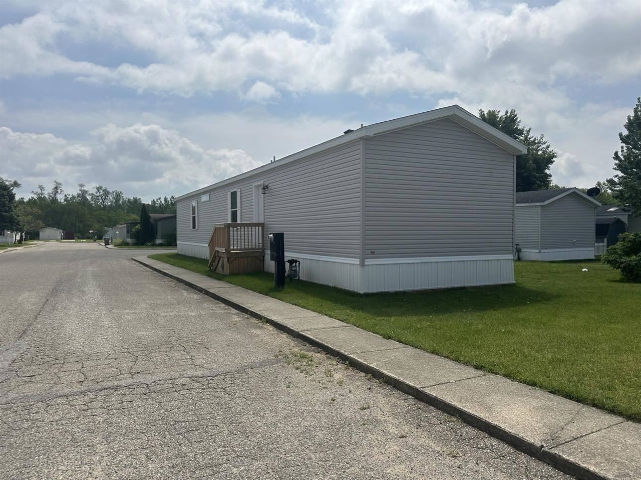 69205 Garver Road Edwardsburg, MI 49112 - Photo 15 of 17