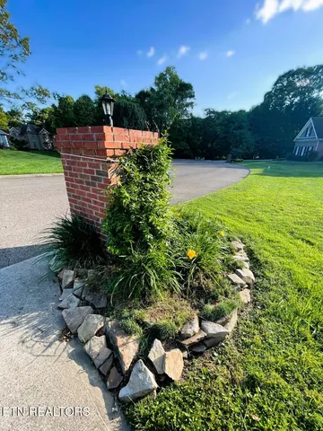 $599,900 | 8209 Stratton Wood Circle, Knoxville, TN 37919