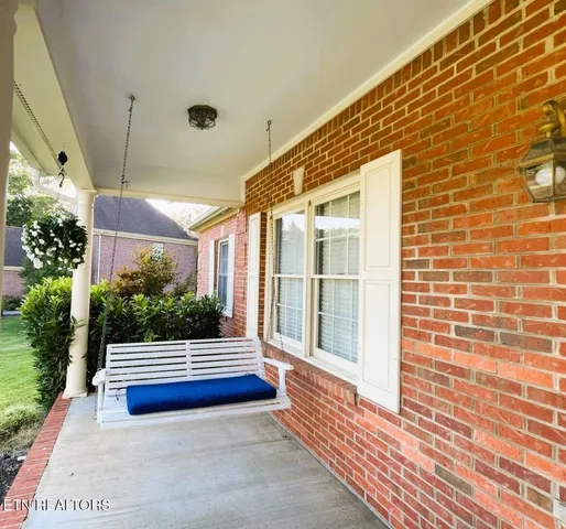 $599,900 | 8209 Stratton Wood Circle, Knoxville, TN 37919