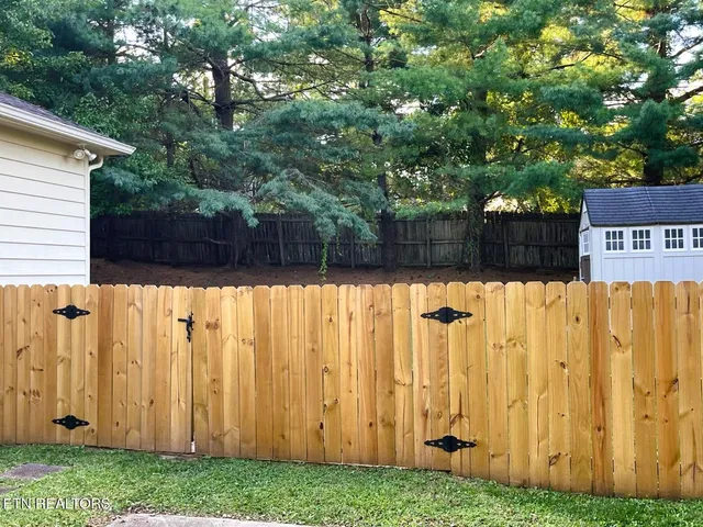 $599,900 | 8209 Stratton Wood Circle, Knoxville, TN 37919