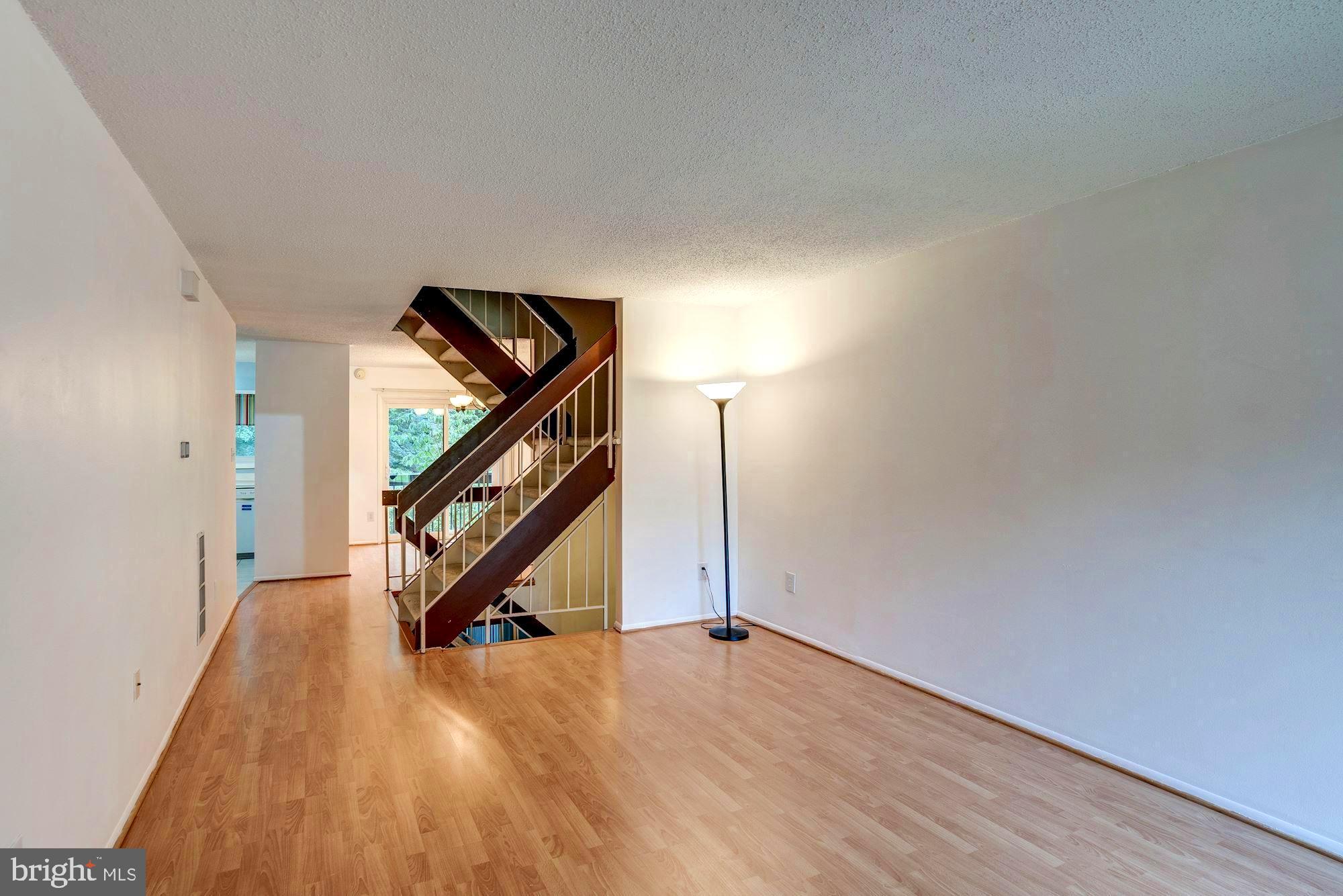 2224 Cartwright Place Reston, VA 20191 - Photo 2 of 26 Gallery Image 2