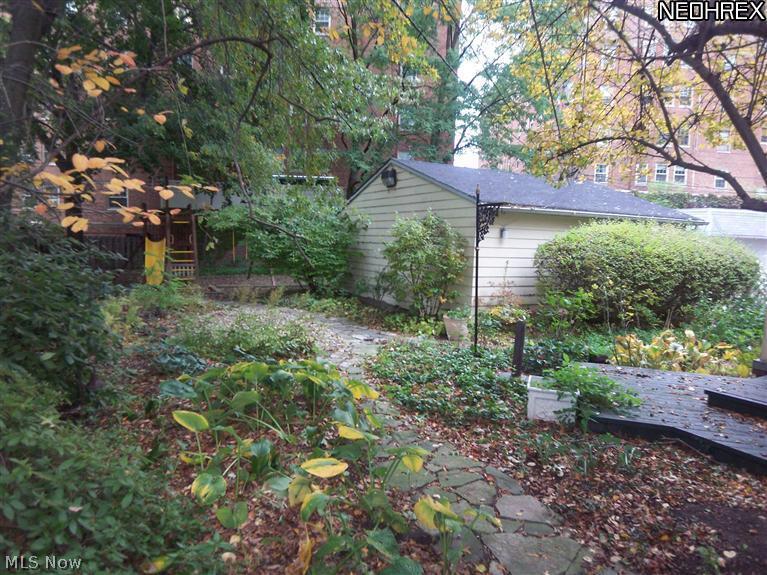 13509 Drexmore Road Cleveland, OH 44120 - Photo 16 of 20