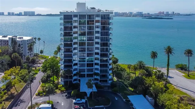 $625,000 | 80 Rogers Street, Unit 2A, Clearwater, FL 33756