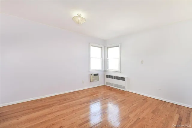 $825,000 | 233 Meyer Avenue, Valley Stream, NY 11580