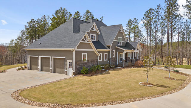 5420 Raulston Falls Drive Jasper, TN 37347 - Photo 2 of 35 3-car garage