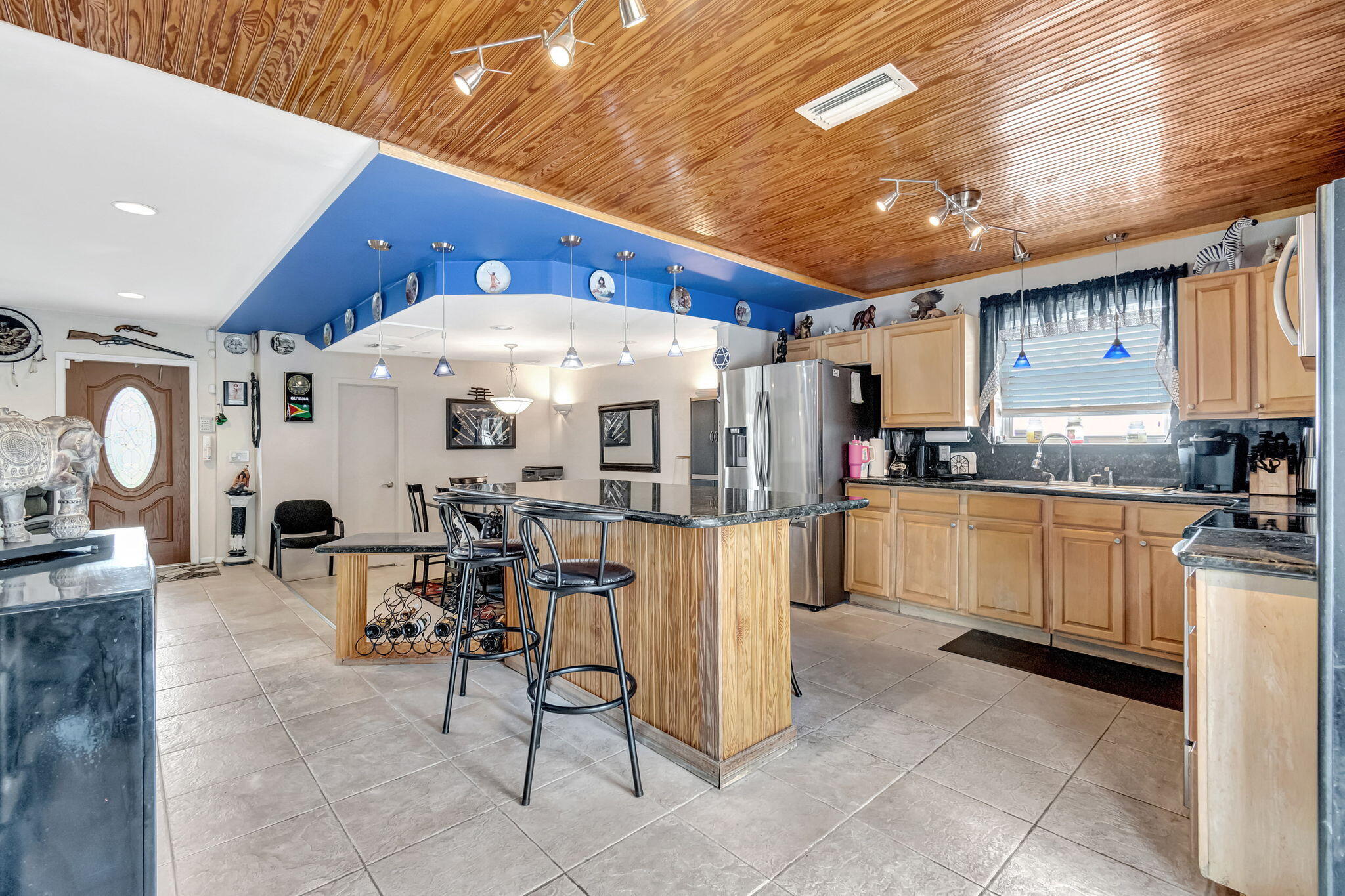 4557 Avalon Street Boca Raton, FL 33428 - Photo 18 of 47 21-web-or-mls-DSC_6386