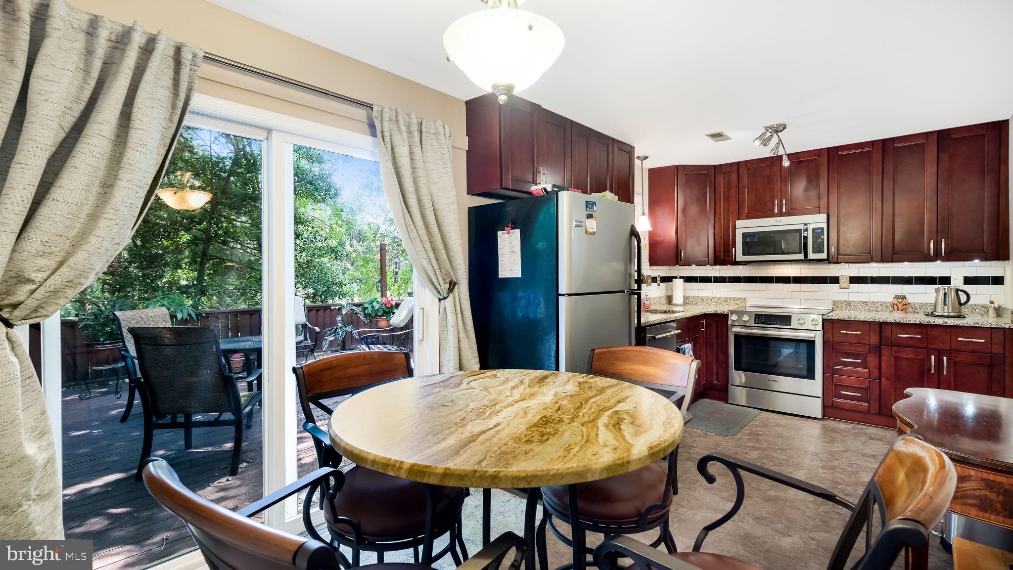 112 Sandy Ridge Drive Doylestown, PA 18901 - Photo 12 of 29 Eat In Kitchen
