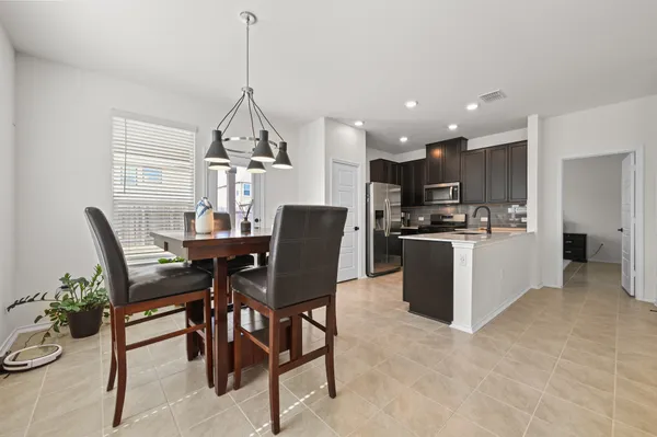 $1,895 | 217 Summit Drive, Lockhart, TX 78644