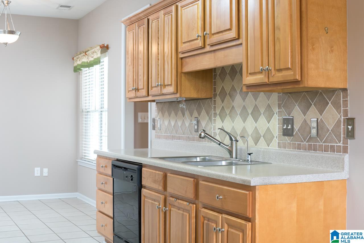 258 Victoria Station Alabaster, AL 35114 - Photo 10 of 30