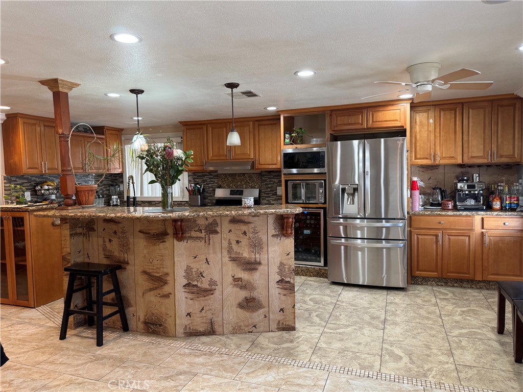 20683 Waalew Road, Unit B37 Apple Valley, CA 92307 - Photo 11 of 24