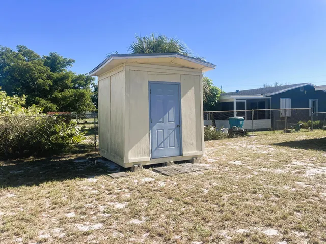 $349,950 | 513 Northwest 9th Avenue, Boynton Beach, FL 33435