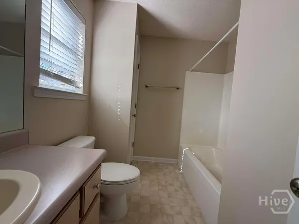 $2,150 | 185 Junco Way, Savannah, GA 31419